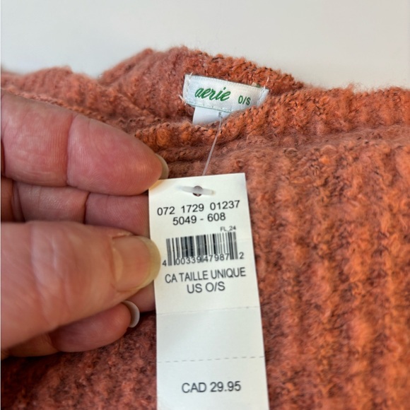 American Eagle Over Sized Super Soft Scarf. New with Tags - Picture 3 of 5